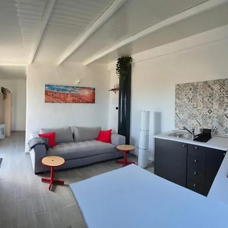 Дом отдыха Cozy House With Terrace And Beautiful Ocean Views Arico